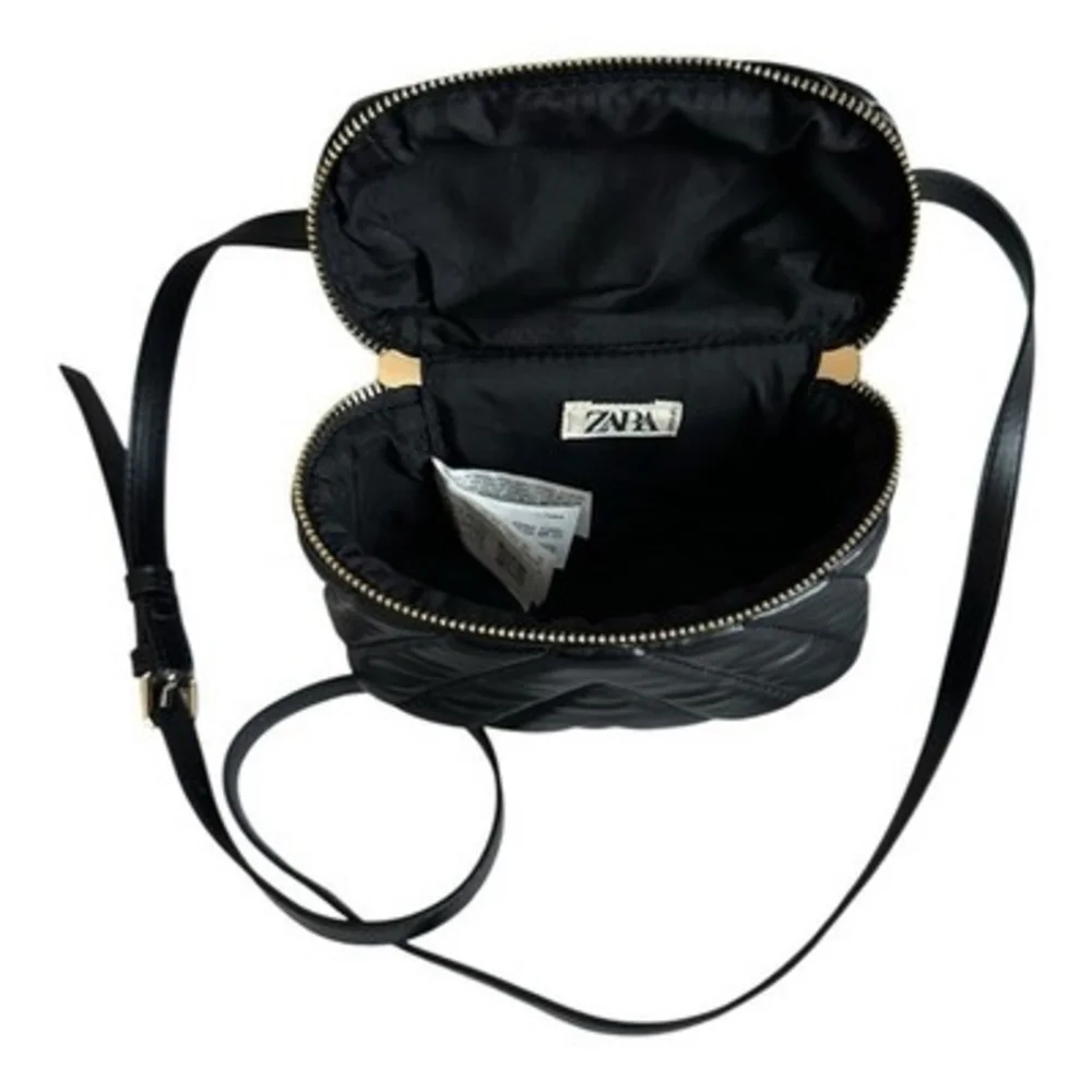 Zara Mini Quilted Leatherette Crossbody Bag Black Zipped Top 6.5x3x5 Adjustable